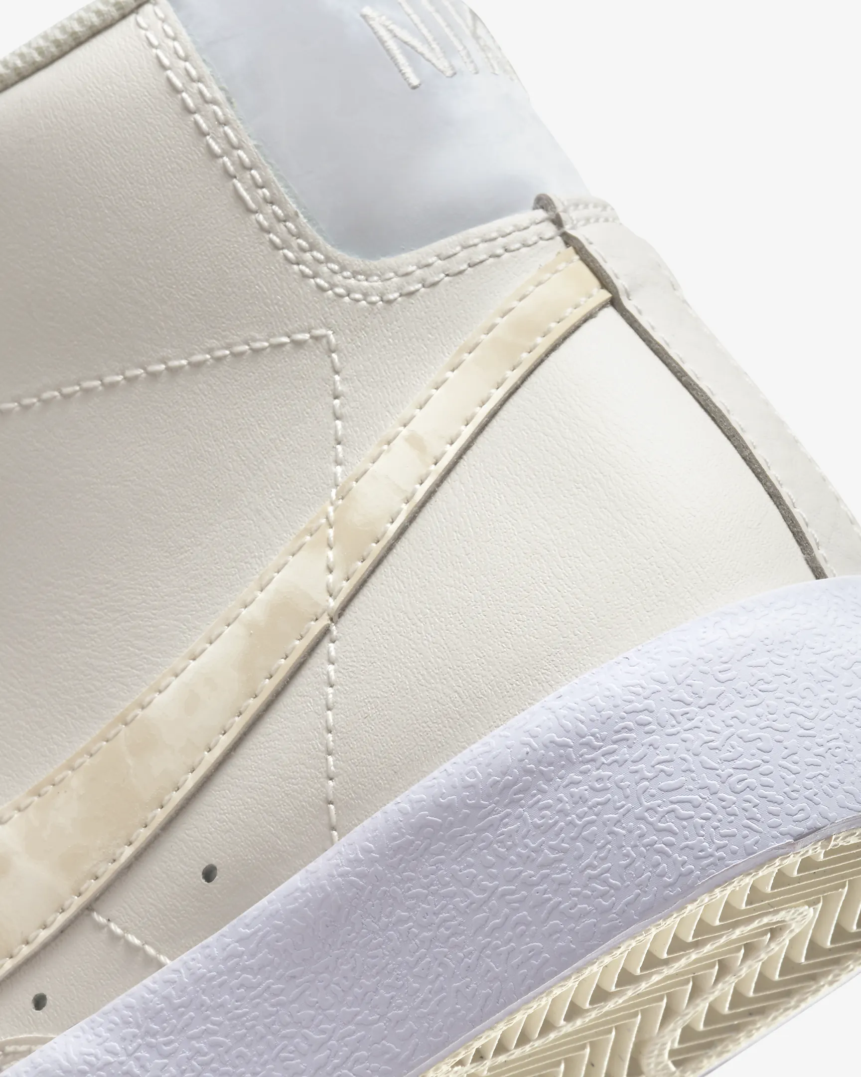 TENIS NIÑO(A) NIKE BLAZER MID 77 BG – foto 5
